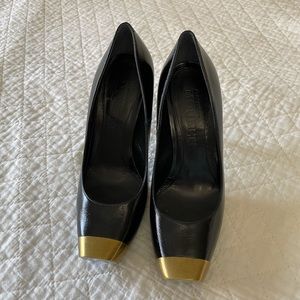 Alexander McQueen pumps